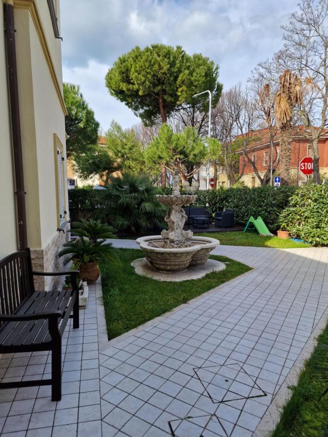 Villa Sante Residence Pesaro Esterno foto